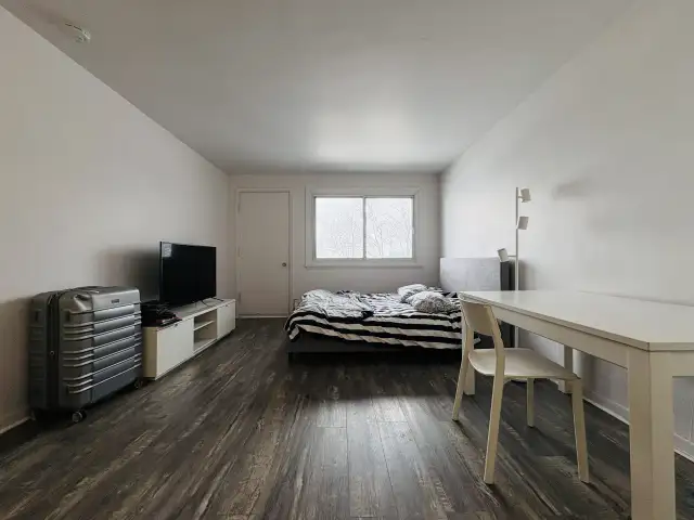 Loft entièrement meublé à louer Sainte-Foy / Sillery août 2026 - Photo 2