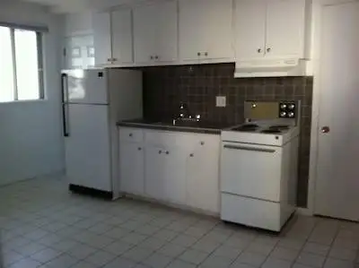 2 1/2 à 15 min à pied Cégep Limoilou,tout inclus et wifi - Photo 4