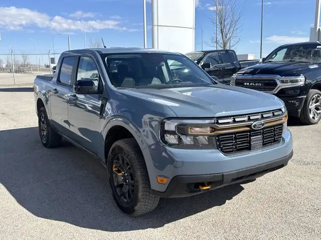 2024 Ford Maverick TREMOR - MOONROOF LEATHER - Photo 4