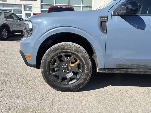 2024 Ford Maverick TREMOR - MOONROOF LEATHER - Photo 8