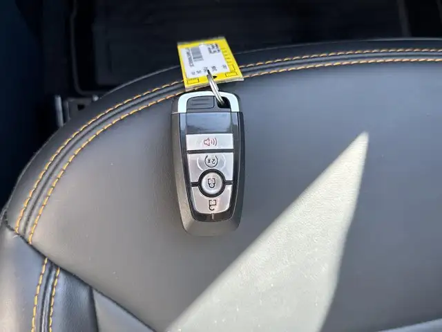 2024 Ford Maverick TREMOR - MOONROOF LEATHER - Photo 22