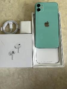 iPhone 11 256GB Unlocked - Excellent Condition!