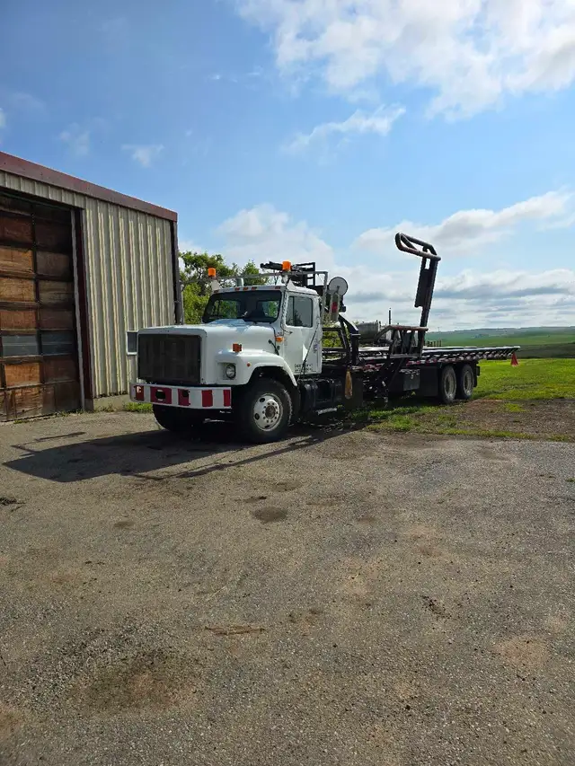 looking for class 1 or 3 driver - Photo 3