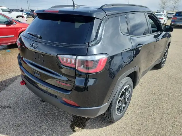 2024 Jeep Compass Trailhawk - Photo 4