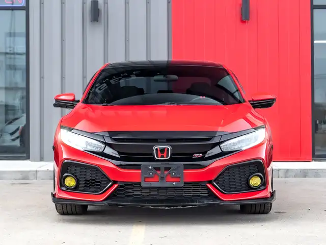 2019 Honda Civic Si Sedan - Sunroof | Lowered | 6 Speed Manual - Photo 3