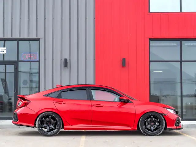 2019 Honda Civic Si Sedan - Sunroof | Lowered | 6 Speed Manual - Photo 5