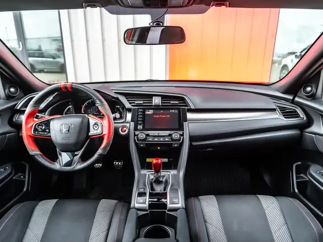 2019 Honda Civic Si Sedan - Sunroof | Lowered | 6 Speed Manual - Photo 11
