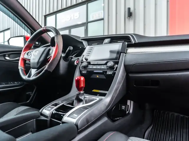 2019 Honda Civic Si Sedan - Sunroof | Lowered | 6 Speed Manual - Photo 22