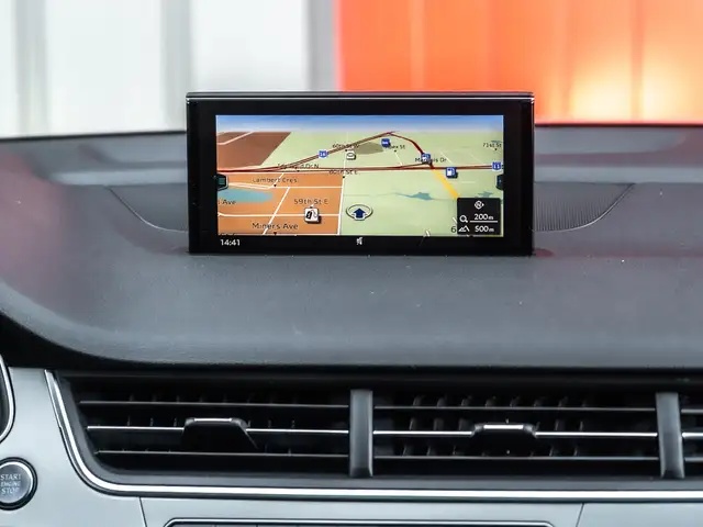 2018 Audi Q7 Technik - S Line | Bose | Heated Cooled Seats - Photo 17