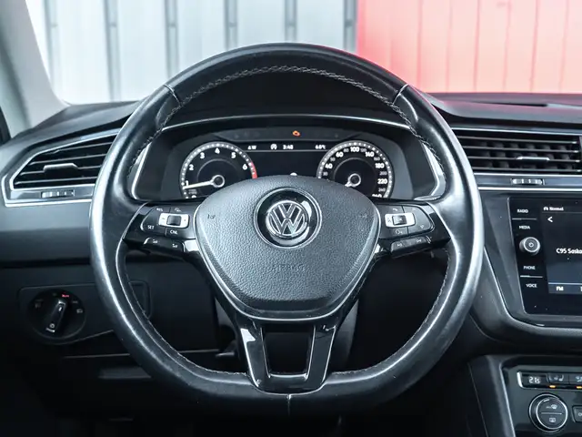 2018 Volkswagen Tiguan Highline - AWD I Sunroof I Heated Steerin - Photo 12