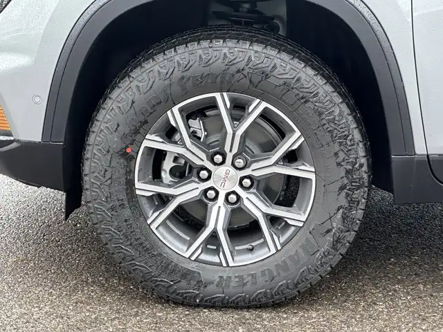 2026 GMC Acadia AT4 AWD - Photo 3