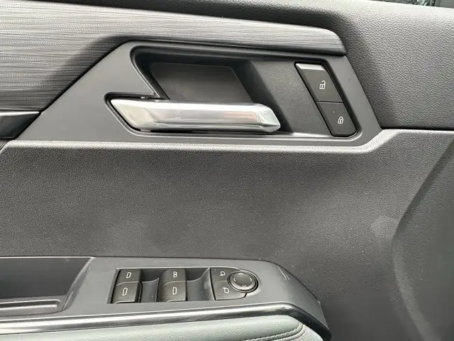 2026 GMC Acadia AT4 AWD - Photo 12