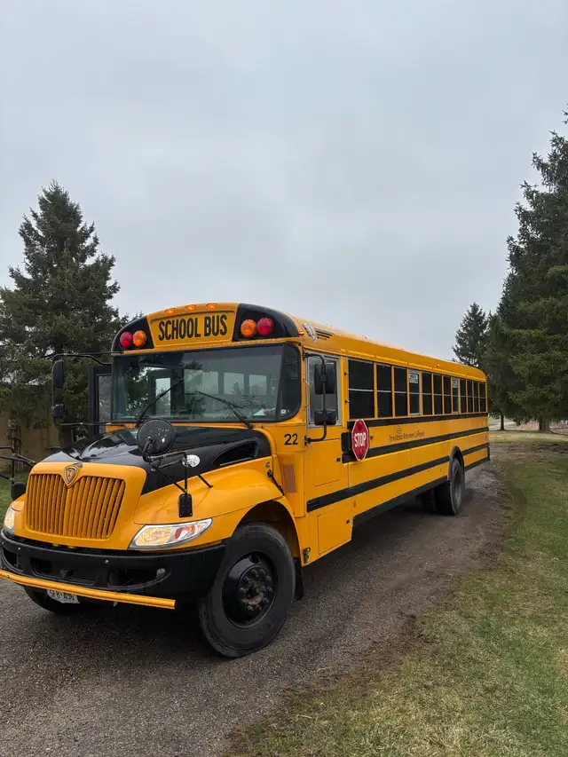 School bus - Photo 3