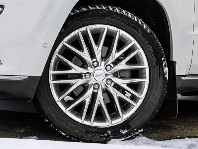 2018 Jeep Grand Cherokee Summit - Photo 9