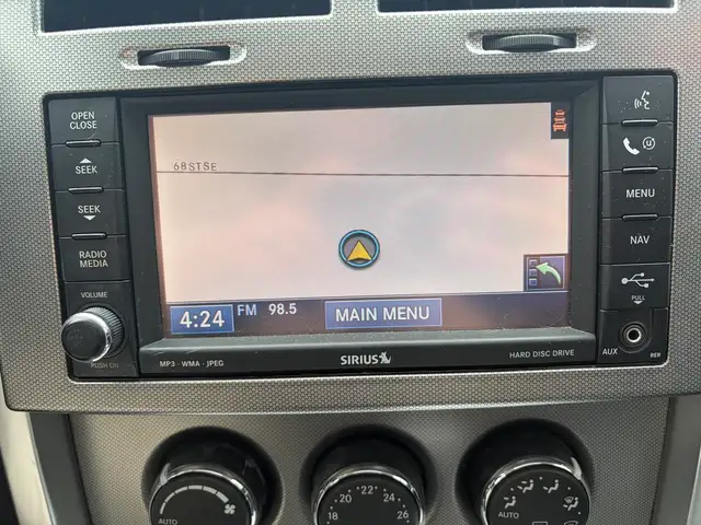 2010 Jeep Liberty Limited Edition 4WD • Comfort   Convenience - Photo 16