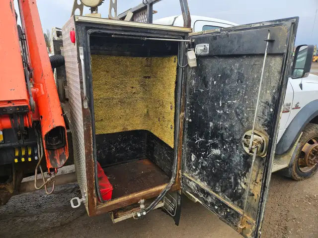 2014 Dodge 5500 - Photo 16