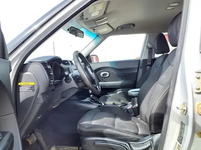 2016 KIA Soul - Photo 12