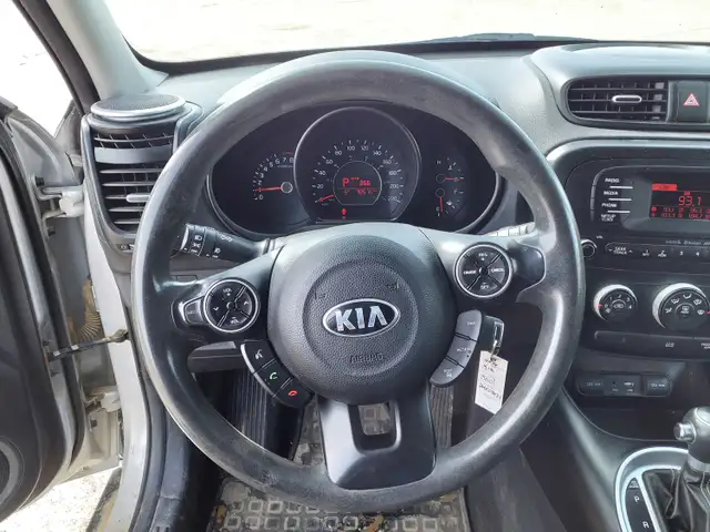 2016 KIA Soul - Photo 13