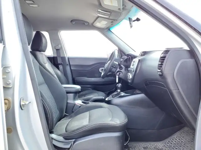 2016 KIA Soul - Photo 20