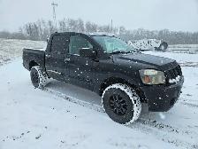 2012 Nissan Titan - Photo 2