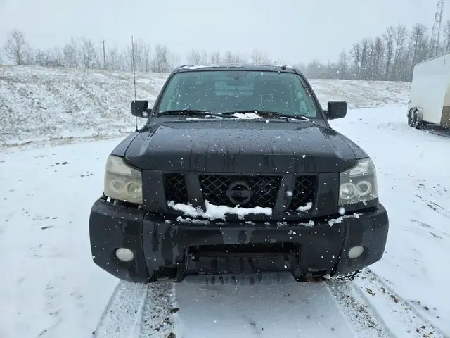 2012 Nissan Titan - Photo 7