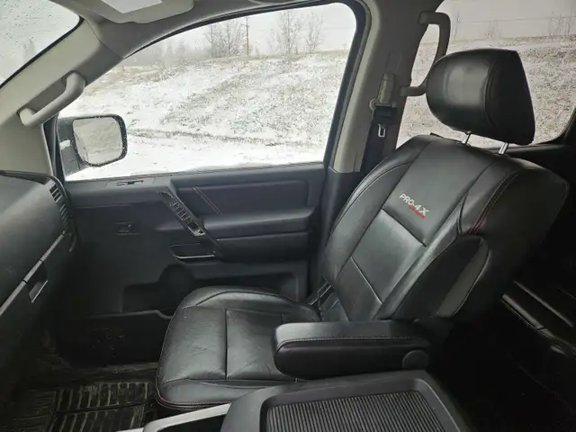 2012 Nissan Titan - Photo 15