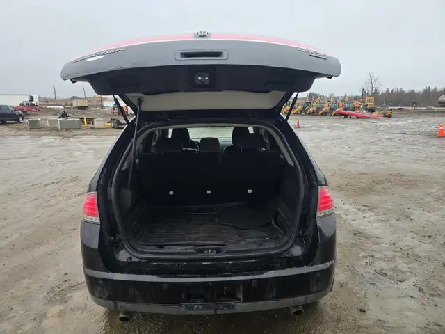 2010 Lincoln MKX - Photo 18