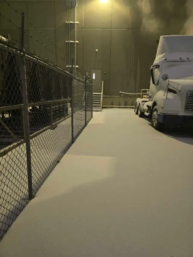 snow removal $22 an hour northeast