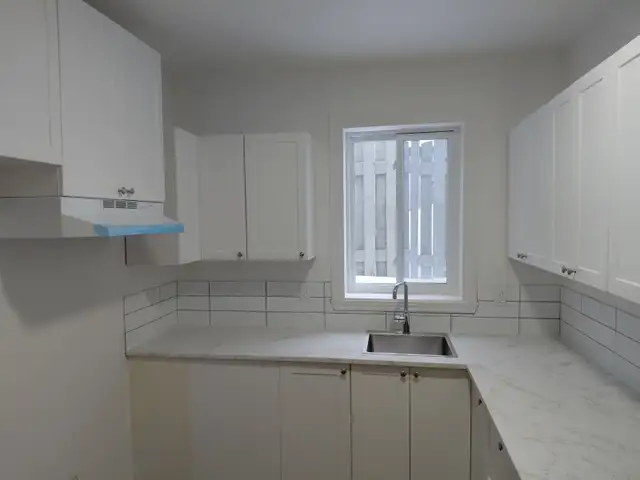 Cap rouge grand 3 1/2  et   rénové a neuf demi sous sol libre - Photo 4