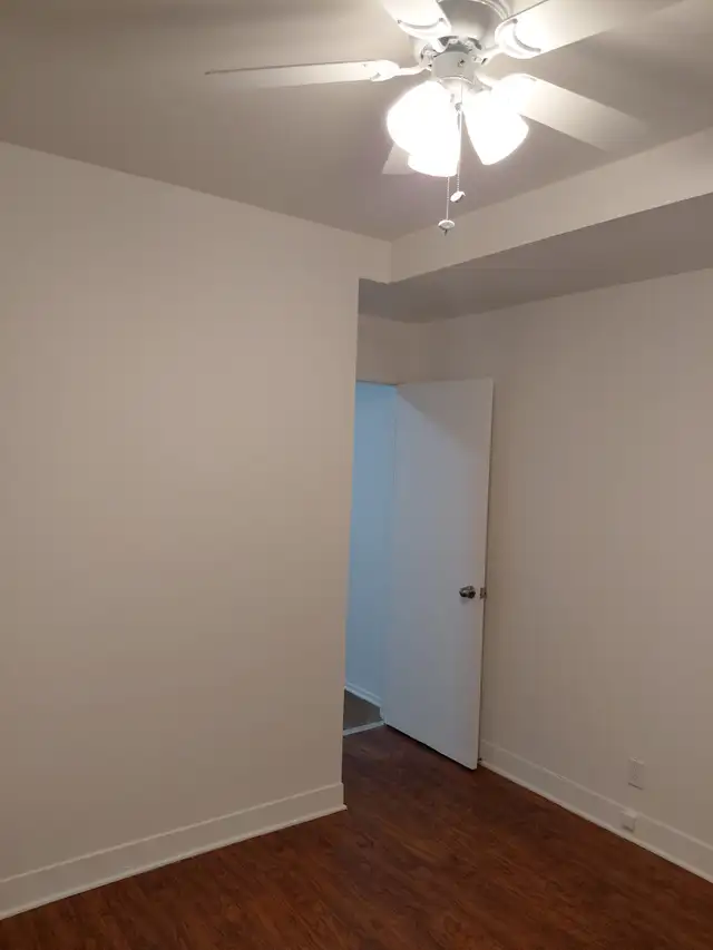 Cap rouge grand 3 1/2  et   rénové a neuf demi sous sol libre - Photo 5