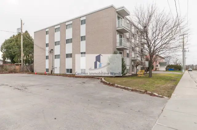 Appartement à Louer - 2 Chemin de la Savane #11 - Photo 2