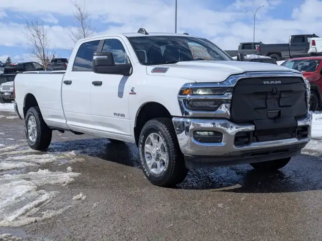 2025 Ram 3500 Big Horn - Photo 2