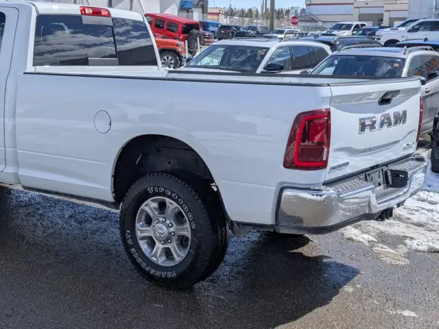 2025 Ram 3500 Big Horn - Photo 10