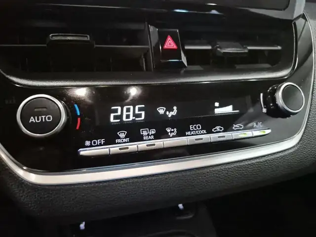 2024 Toyota Corolla LE LE | Adaptive Cruise | Lane Assist - Photo 10