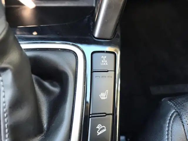 2025 Kia Seltos EX EX | Leather Seats | Moonroof - Photo 16