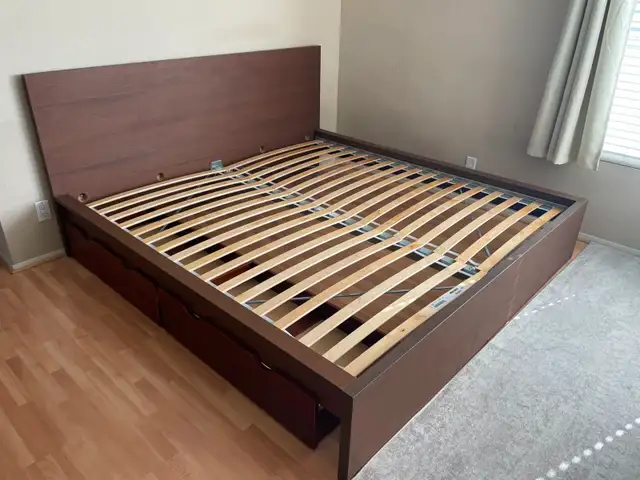 Ikea Malm King Bed   Slats   4 Drawers - Only $275!