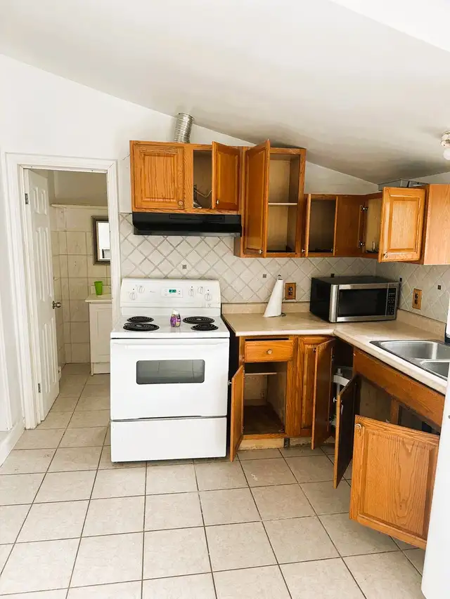 Residential Unit available for rent in Brampton, ON - Photo 3