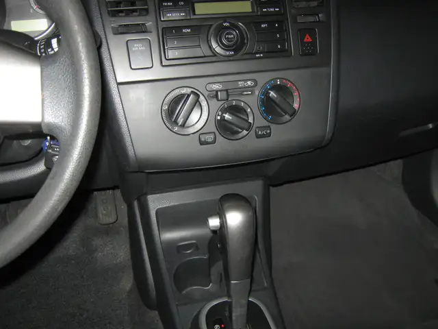 2011 Nissan Versa 1.8 S PETIT BUDGET !! - Photo 10