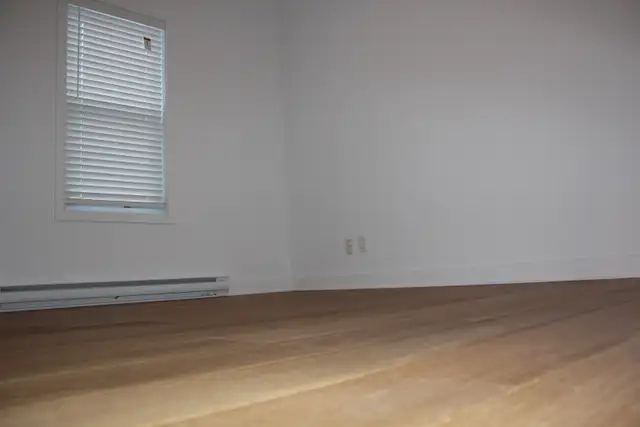 2‑Bedroom Townhouse‑Style Condo - Sainte‑Anne‑de‑Bellevue - Photo 10