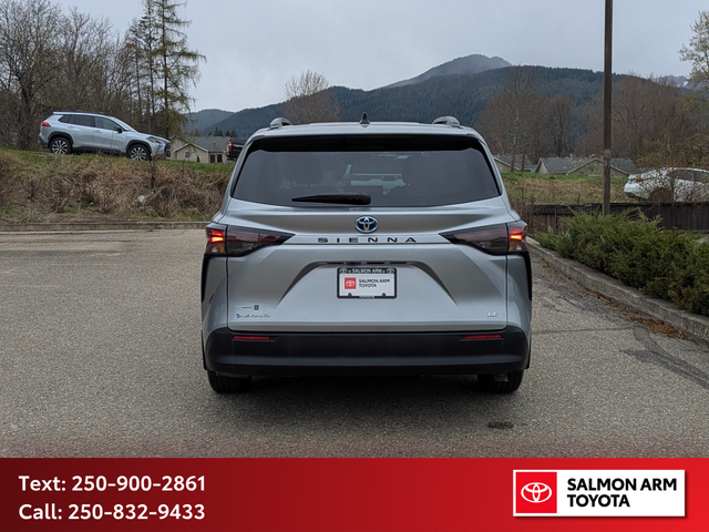 2025 Toyota Sienna LE 8-Passenger LE AWD, CERTIFIED, ONE OWNE... - Photo 5