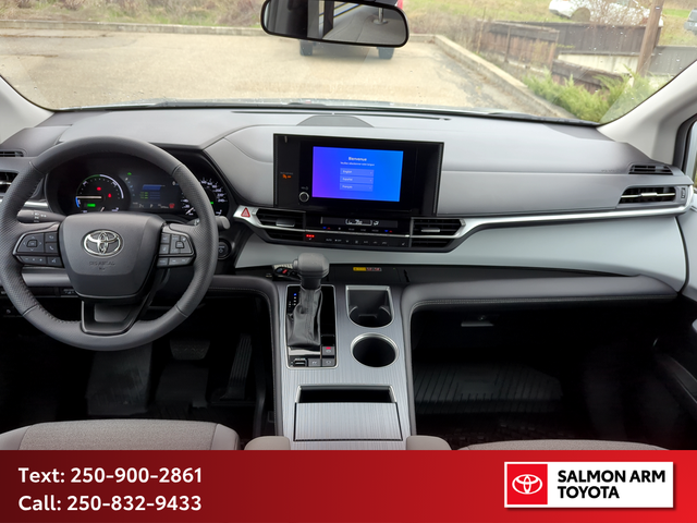 2025 Toyota Sienna LE 8-Passenger LE AWD, CERTIFIED, ONE OWNE... - Photo 24