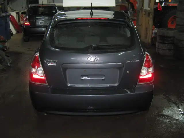 2010 Hyundai Accent L PETIT BUDGET !! - Photo 7