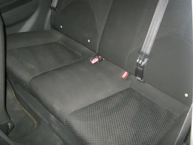 2010 Hyundai Accent L PETIT BUDGET !! - Photo 8