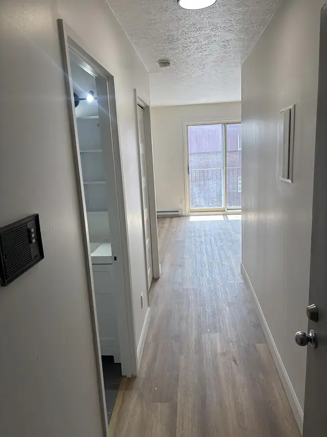 1 1/2 rénové à louer Marieville - Photo 3