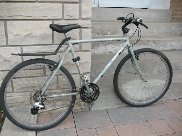 Raleigh Mens Mountain Bicycle - Photo 6