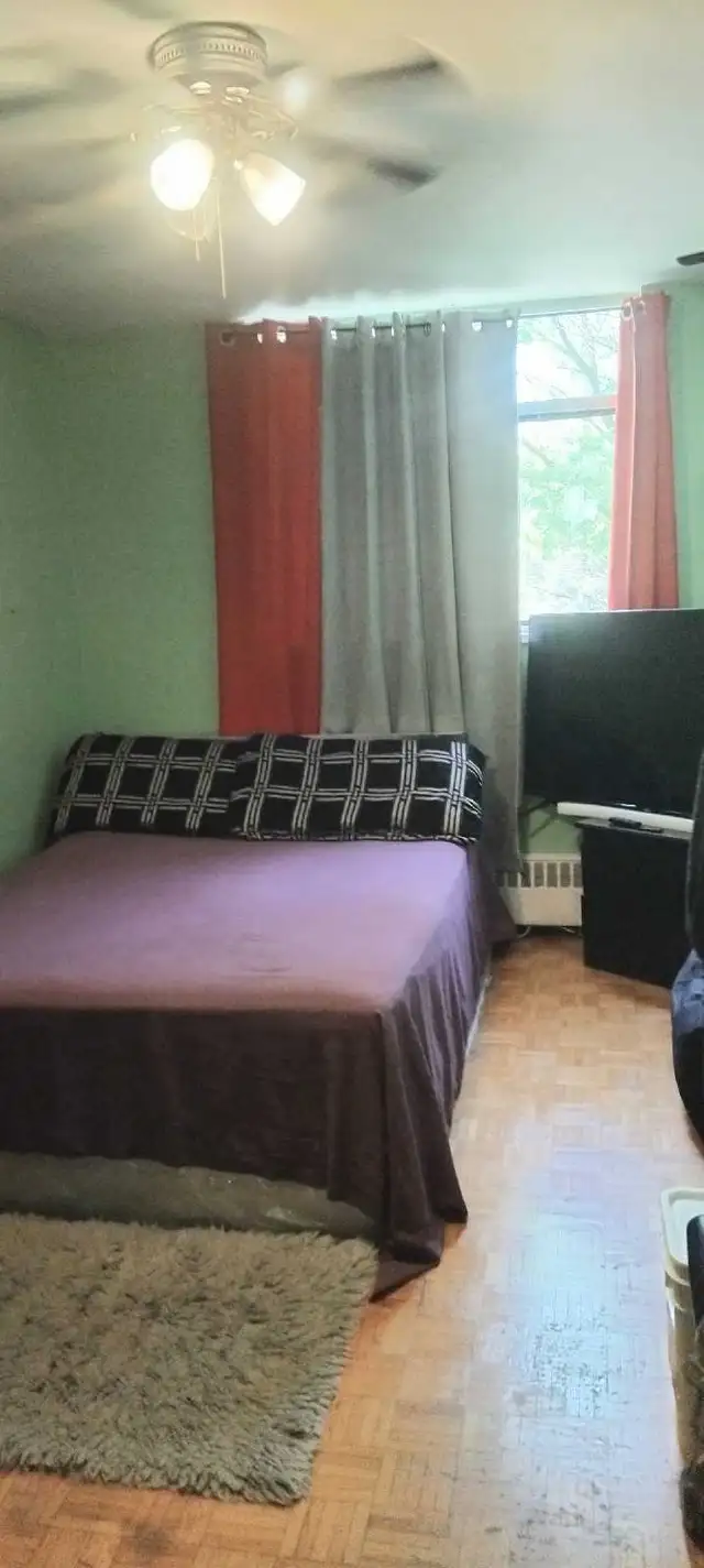 Room for rent for female - Photo 5