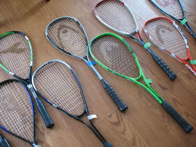 Tons of Squash Rackets - Photo 5