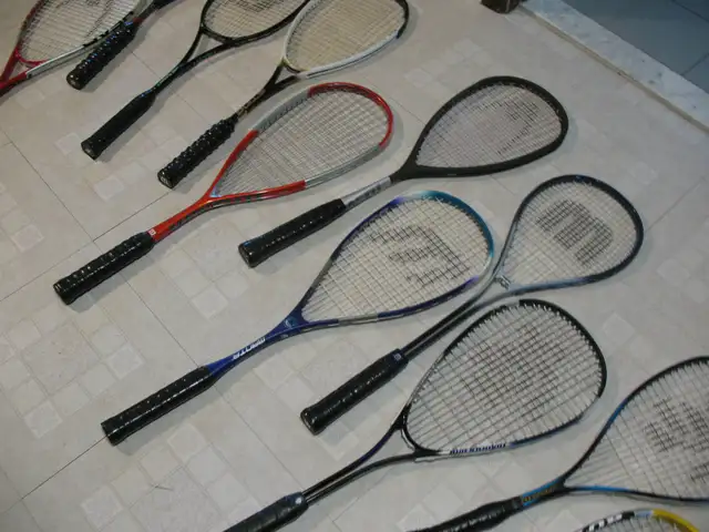 Tons of Squash Rackets - Photo 8