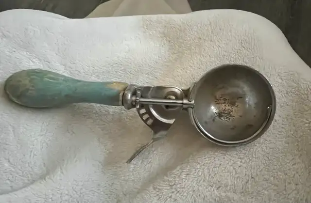 antique ice cream scoop - Photo 4