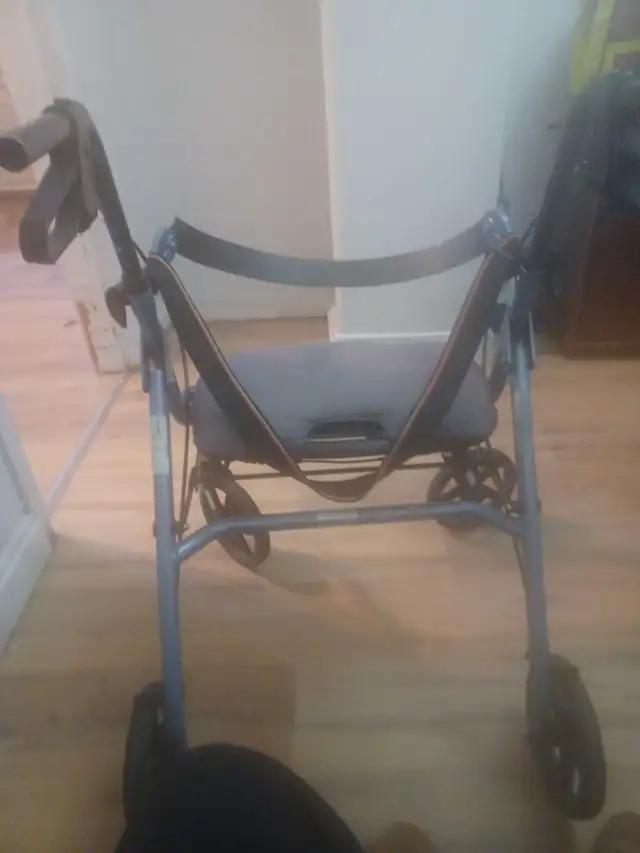 used roller walker. - Photo 2